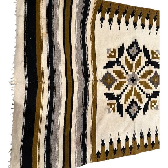 Vintage Hand Woven Native American Aztec Wall Hanging or Wool Rug Zapotec Rug - Picture 14 of 16